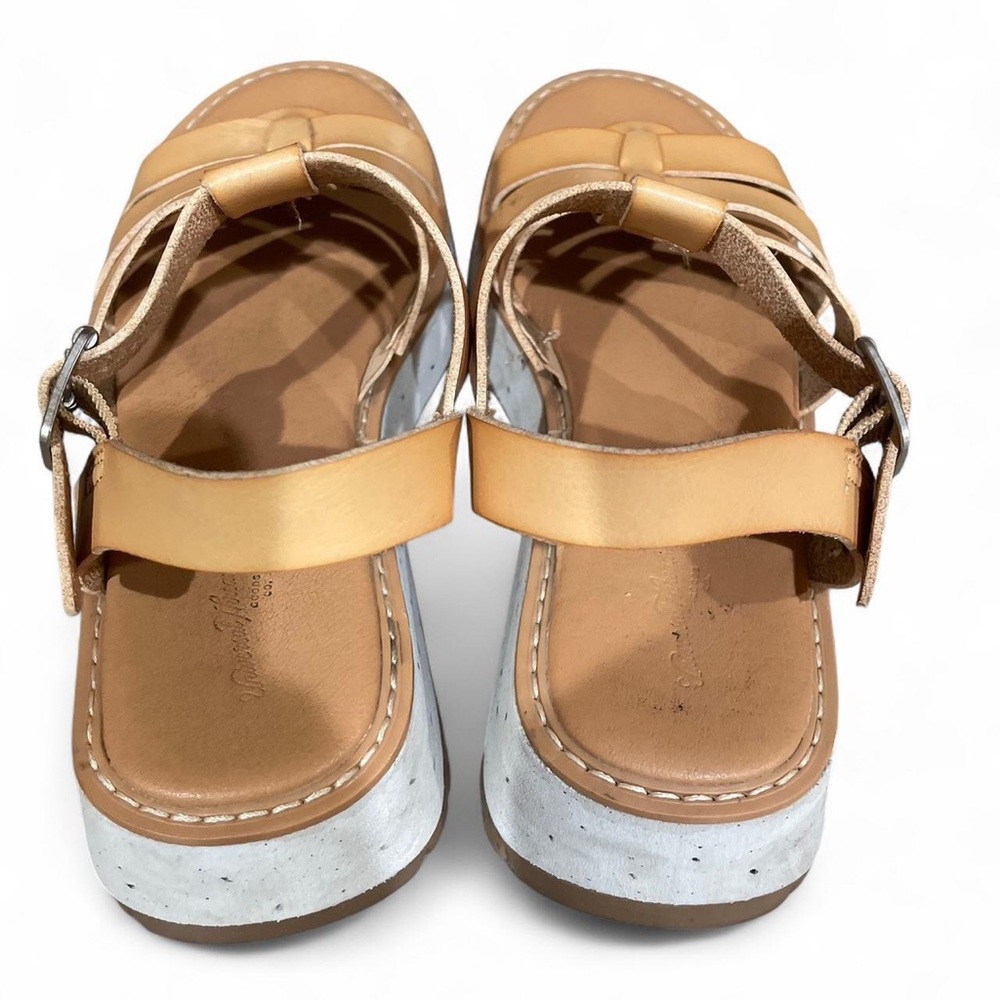 Universal Thread Platform Sandals - Picture 3 of 4